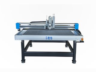 智能裁剪机(小幅面定台裁剪机)